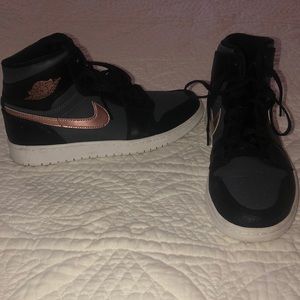 Men’s 8 Black and Rose Gold Air Jordan’s